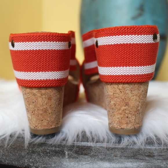 Lucky Brand, Miller platform orange wedges - Picture 3 of 8